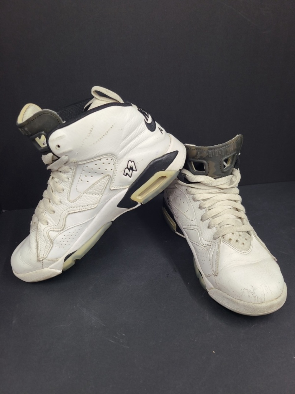 Nike Air Jordan Jumpman MVP White & Black Youth Size 5.5